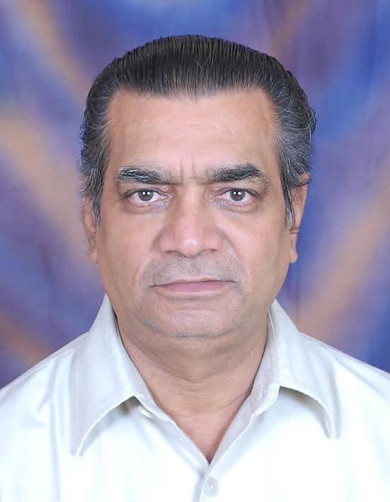Portrait of Gurdev Yogrishi Om Prakash Anand Ji